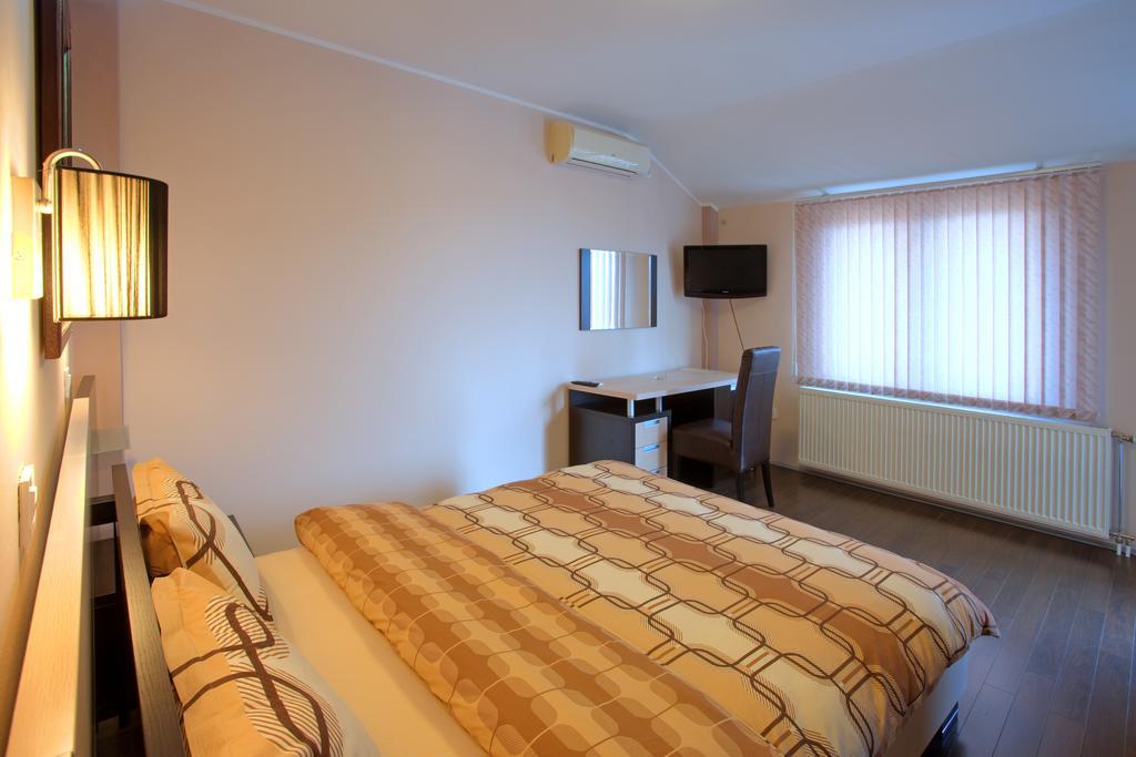 Guesthouse Vitez Βράνιε Εξωτερικό φωτογραφία