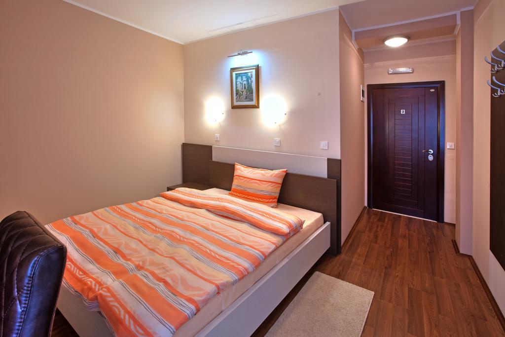 Guesthouse Vitez Βράνιε Εξωτερικό φωτογραφία
